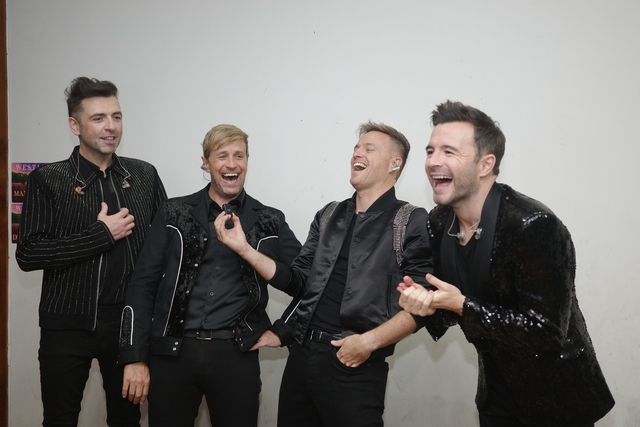 Phỏng vấn Westlife: Chúng tôi yêu mến các bạn thật nhiều! Các fan Việt thật ấn tượng! - Ảnh 3.