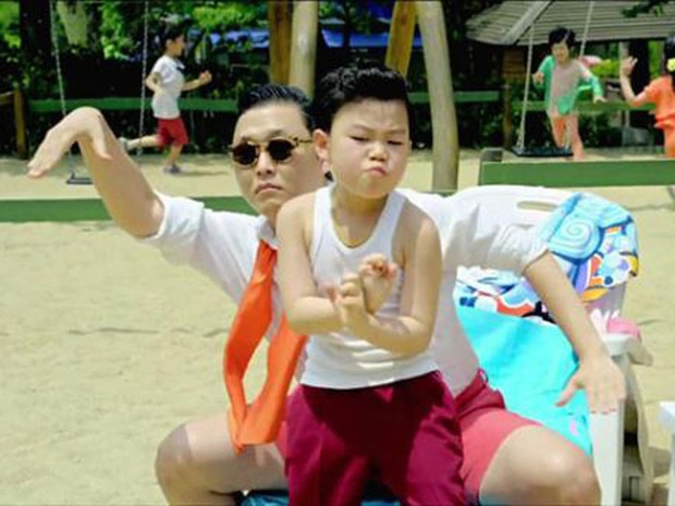 11 năm sau siêu hit Gangnam Style, cuộc sống của cậu bé gốc Việt trong MV giờ ra sao? - Ảnh 2.