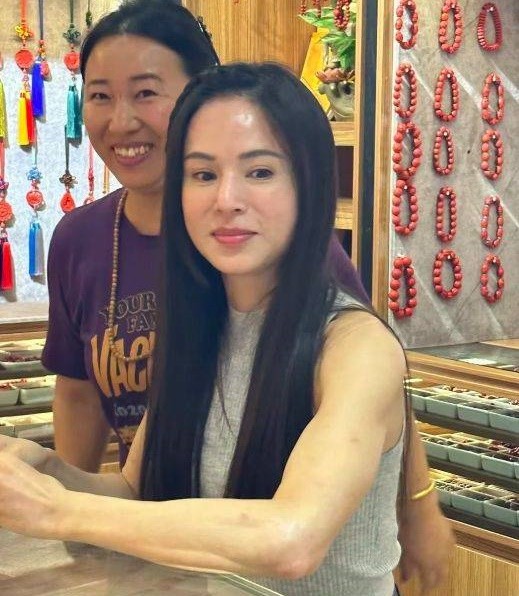 Gi&aacute; khủng để mời Tiểu Long Nữ L&yacute; Nhược Đồng xuất hiện - Ảnh 4.