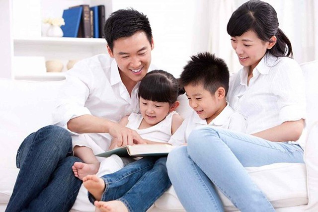 4 cấp độ làm cha mẹ dạy nên những đứa trẻ giỏi giang hoặc bình thường: Sẵn sàng chi tiền cho con cái chỉ là hạ sách - Ảnh 2.