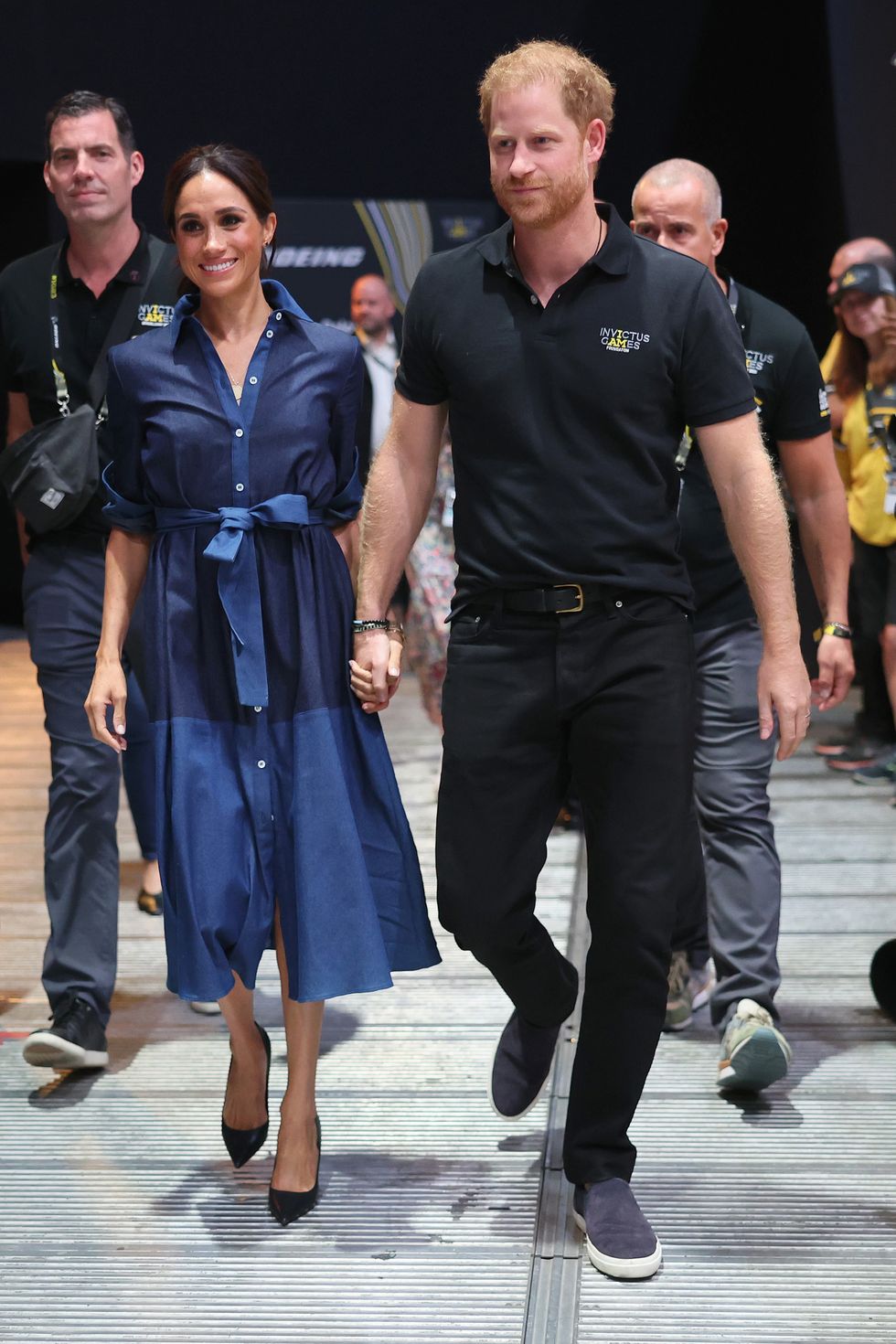 Phong cách thời trang của Meghan Markle ngày càng tối giản - Ảnh 8.