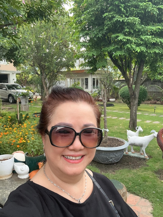 V&ocirc; t&igrave;nh lau nh&agrave; đ&uacute;ng l&uacute;c đại gia Quận 1 về, c&ocirc; g&aacute;i được chấm th&agrave;nh d&acirc;u nh&agrave; gi&agrave;u - Ảnh 3.