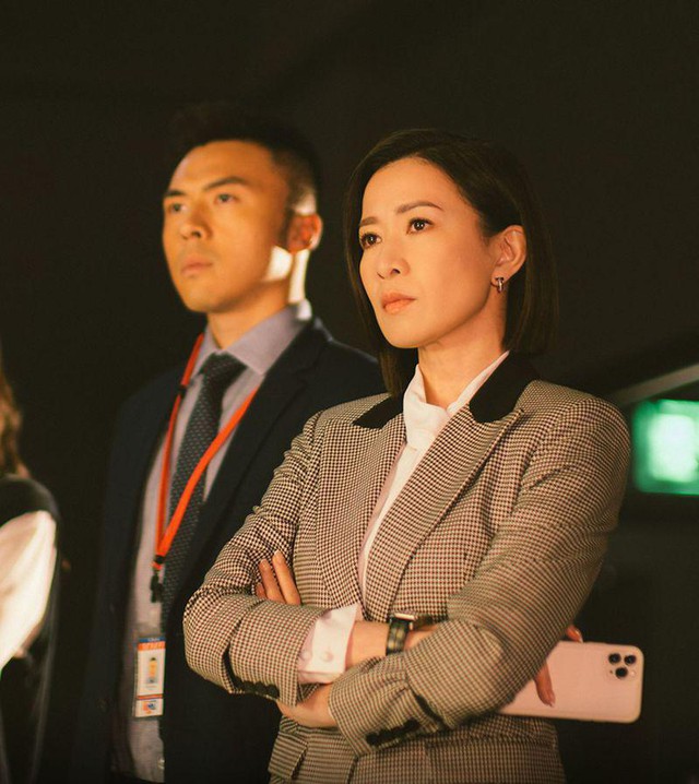 Mỹ nhân công sở mặc đẹp nhất phim Hoa ngữ hiện tại: U50 vẫn trẻ bất ngờ, lên đồ chuẩn tính cách nhân vật - Ảnh 2.