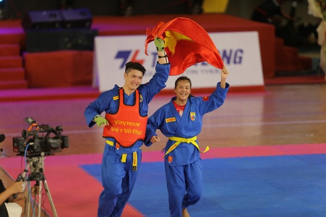Việt Nam lần đầu vô địch vovinam thế giới hạng 92kg - Ảnh 1.