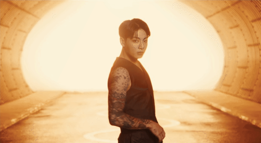Jung Kook ra MV chủ đề cho album đầu tay: Mãn nhãn, nhảy đẹp nhưng âm nhạc thế nào? - Ảnh 2.