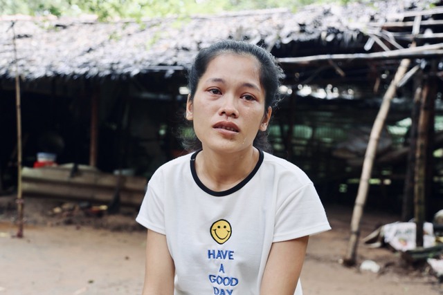Mẹ bật khóc xin cứu con gái lớp 11 mắc ung thư: Mình nghèo, đi cầm ruộng mà người ta không dám cho vay - Ảnh 4.