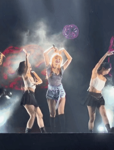 Xứng danh biểu tượng sexy: HyunA nóng bỏng trong đêm diễn tại TP.HCM, liên tục cúi chào tặng fan Việt loạt hit bùng nổ! - Ảnh 5.