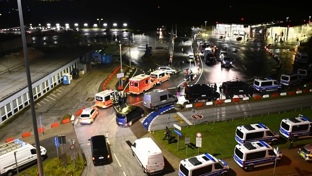 Sân bay Đức hỗn loạn, buộc phải đóng cửa vì vụ bắt giữ con tin