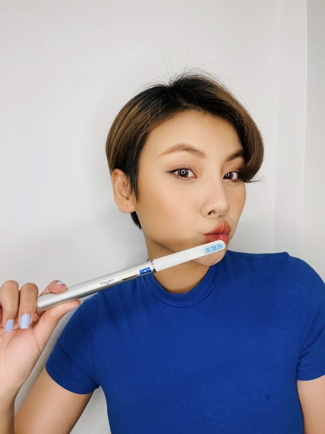 Đ&aacute;nh gi&aacute; tất tần tật b&agrave;n chải điện Elegant: Thương hiệu Đức, gi&aacute; chỉ tầm 1 triệu đồng, chất lượng bất ngờ! - Ảnh 3.