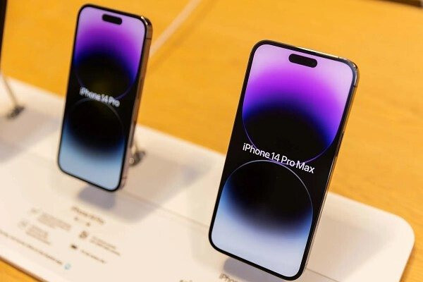 iPhone 11, 12, 14... v&agrave;o đợt giảm kịch s&agrave;n, chiếc rẻ nhất chỉ từ 9 triệu đồng - Ảnh 2.