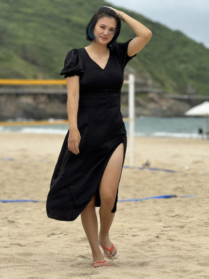 Hoa khôi bóng chuyền Kim Huệ đọ sắc với á hậu Huyền My khi chơi môn thể thao nhà giàu - Ảnh 6.