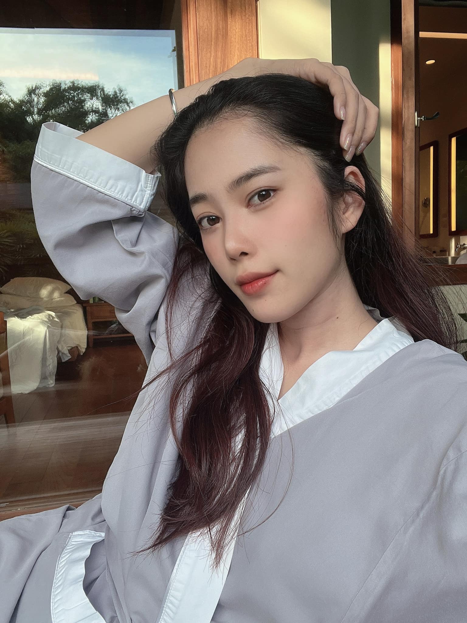 Nam Em lộ diện bên chồng sắp cưới sau loạt drama, có hành động gây chú ý - Ảnh 2.