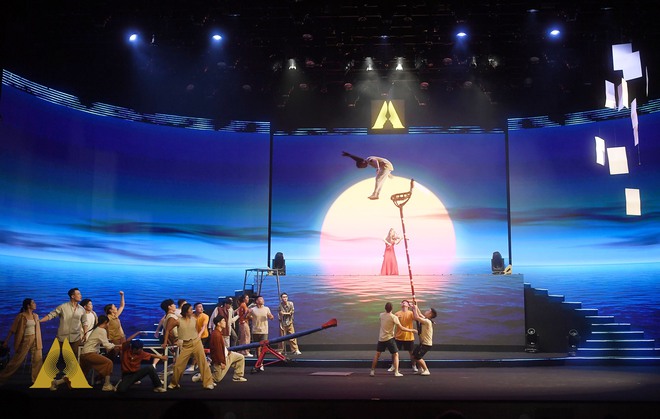 Nhìn lại những khoảnh khắc ấn tượng đêm Gala trao giải Hành động vì Cộng đồng - Ảnh 20. Nhìn lại những khoảnh khắc ấn tượng đêm Gala trao giải Hành động vì Cộng đồng - Ảnh 20.