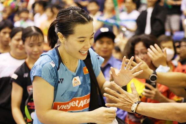Hot girl cầu lông Nguyễn Thùy Linh: Ngôi sao cô đơn vươn mình rực rỡ, thăng tiến thần tốc lọt top 20 tay vợt nữ xuất sắc nhất thế giới - Ảnh 6.