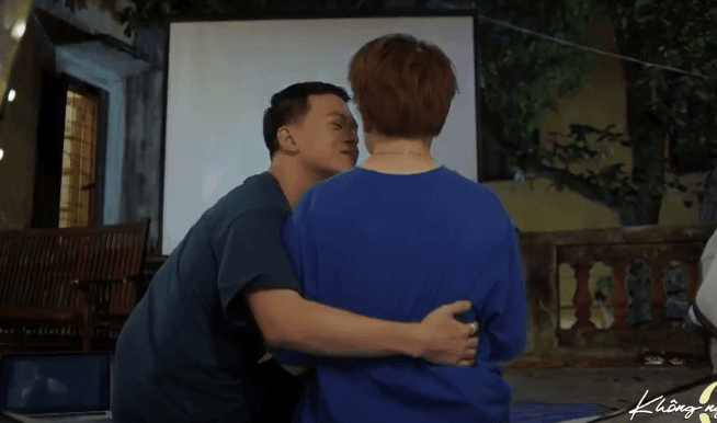 Cặp sao Việt được gán ghép nhiệt tình nhưng vừa hôn lại bị chê bai, netizen van nài đừng yêu đương nữa - Ảnh 2.