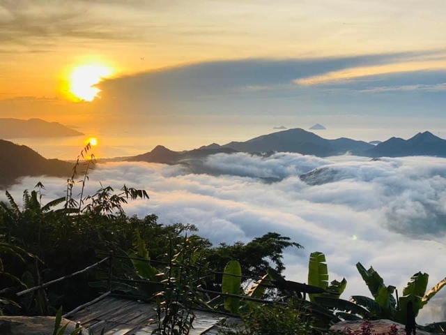 Săn mây phố biển Nha Trang trên đỉnh núi Hòn Én - Ảnh 2.