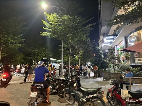 CLB Bình Định nhận án phạt nặng sau vụ hỗn loạn tại sân Quy Nhơn - Ảnh 2.