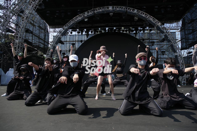 Touliver m&ecirc; mẩn ngắm T&oacute;c Ti&ecirc;n h&aacute;t #CATENA tại buổi tổng duyệt 8Wonder, nghe xong... ng&aacute;p d&agrave;i! - Ảnh 5.