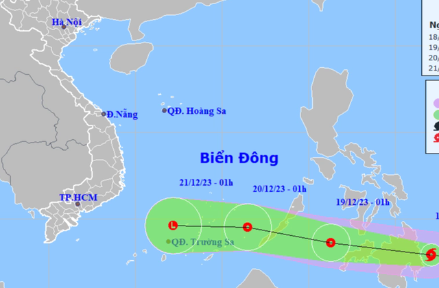 B&atilde;o Jelawat đang di chuyển nhanh v&agrave;o Biển Đ&ocirc;ng - Ảnh 1.