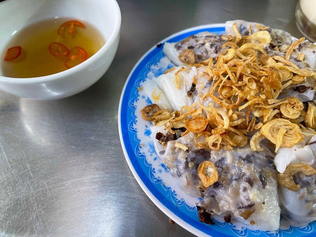 Du khách quốc tế ấn tượng với 5 món ăn đường phố Hà Nội bị Michelin bỏ quên - Ảnh 4.