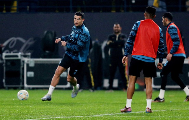 Những bí mật trong quá trình tập luyện và nghỉ ngơi giúp Ronaldo tỏa sáng rực rỡ ở tuổi 38 - Ảnh 1.