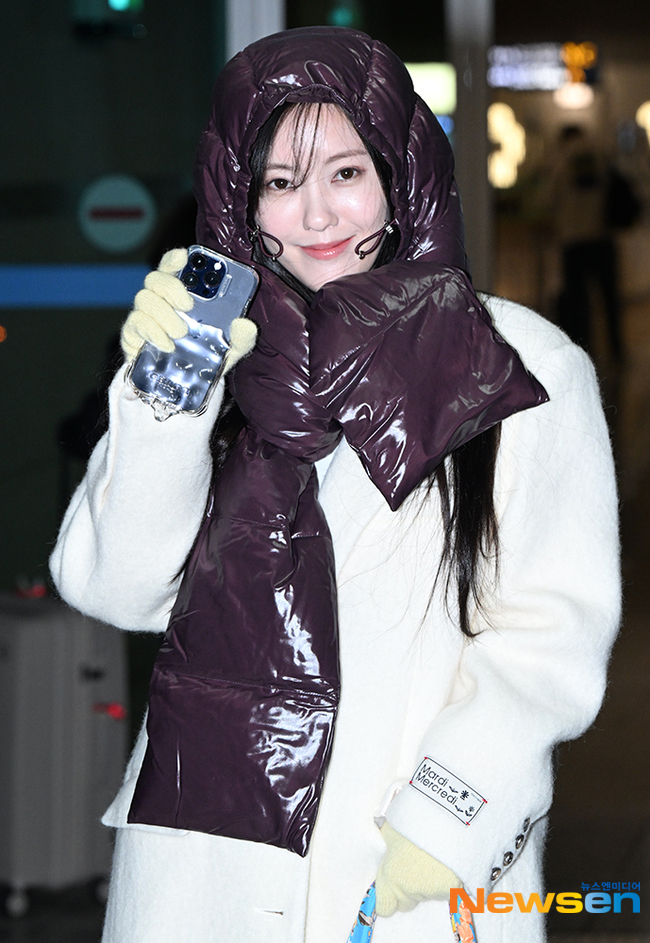 Hyomin (T-ara) trùm khăn kín mít như gấu bông, hào hứng khoe nhan sắc không tuổi trên đường đến Việt Nam - Ảnh 6.