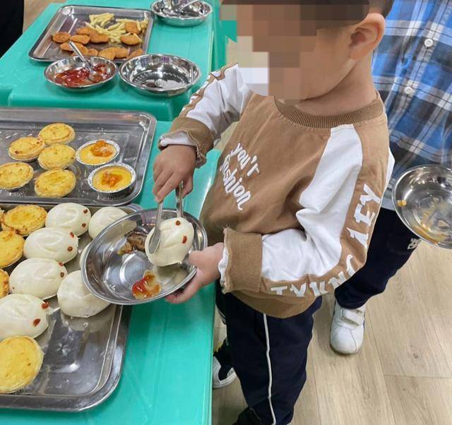 Cô giáo mầm non khoe suất cơm của học trò xịn như ăn buffet, netizen cảm thán: Ước gì sinh ra muộn hơn! - Ảnh 7.