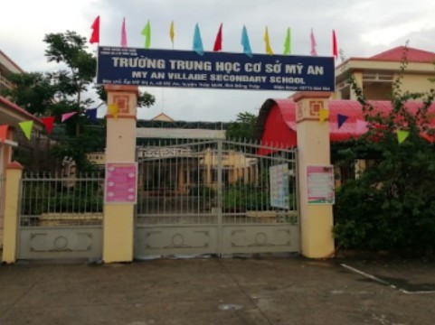 Tát học sinh không thuộc bài, nữ giáo viên bị phụ huynh vào trường hành hung - Ảnh 1.