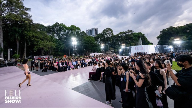 Sàn Runway trong ELLE SHOW 2023: Chất liệu là cách riêng của KTS khi đi tìm “điểm chạm” giữa kiến trúc và thời trang - Ảnh 4.