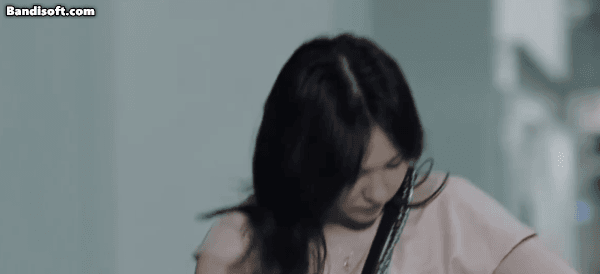 Phim bị gỡ sau 1 ngày chiếu vì chỉ có 8 người xem, nữ chính nhận gạch đá vì yêu kẻ bắt cóc mình - Ảnh 3.