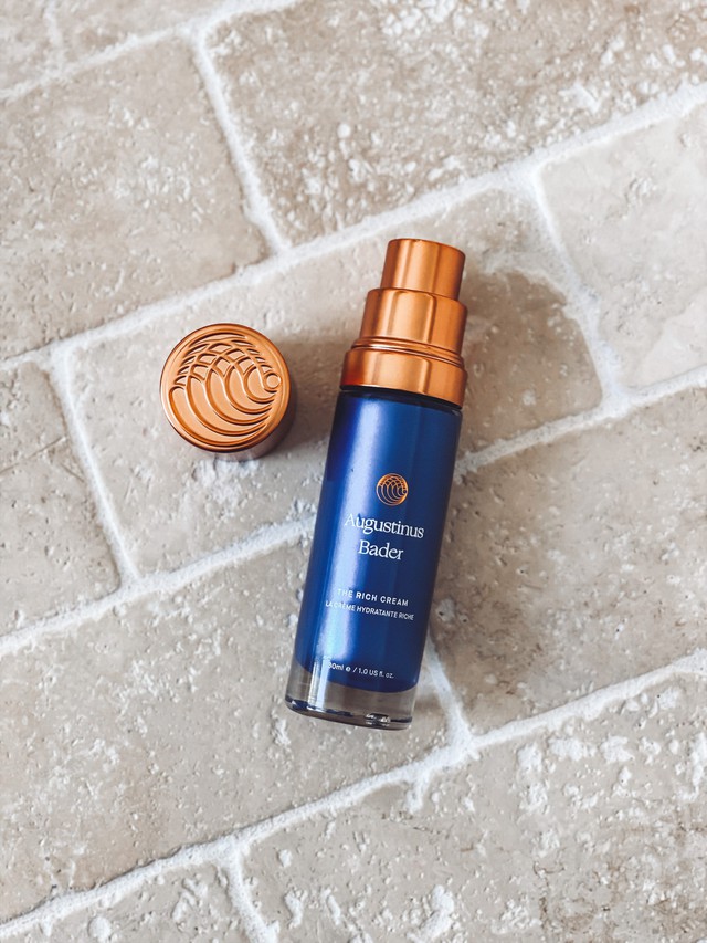 Nàng BTV 30 tuổi chọn ra 6 item skincare chống già đáng tiền nhất: Món nào cũng phát huy tối ưu hiệu quả - Ảnh 8. Nàng BTV 30 tuổi chọn ra 6 item skincare chống già đáng tiền nhất: Món nào cũng phát huy tối ưu hiệu quả - Ảnh 8.