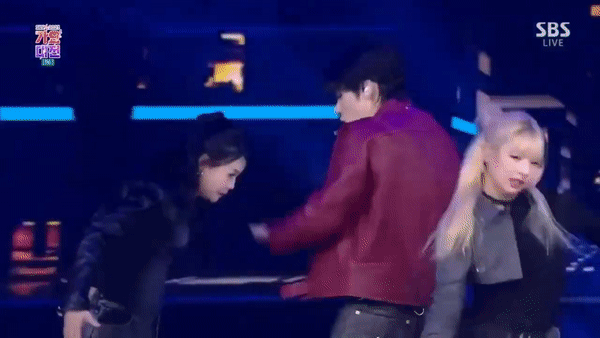 2 idol Gen 4 chơi lớn cover hit Jungkook & Jennie: Yeonjun (TXT) đẳng cấp, em &uacute;t ITZY c&oacute; c&ograve;n bị ch&ecirc; giọng chua? - Ảnh 6.