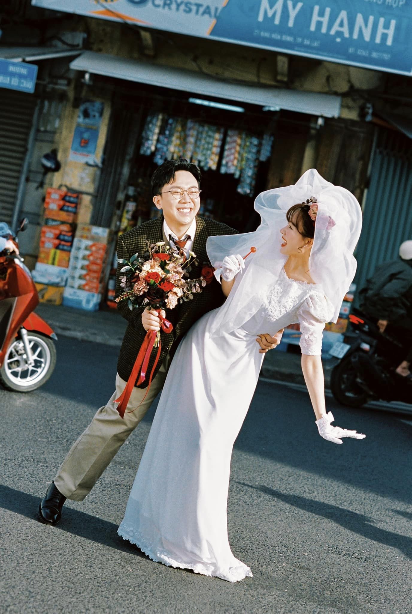4 địa điểm Đà Lạt trong bộ ảnh kỉ niệm 7 năm ngày cưới của Trấn Thành - Hari  Won