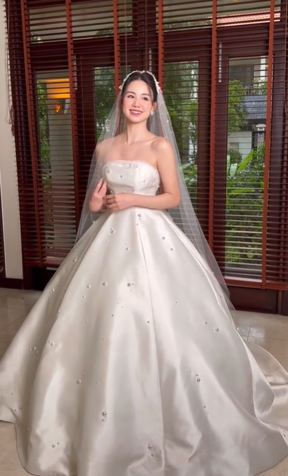 Cô dâu hot nhất MXH vừa tổ chức đám cưới tại resort ở Đà Nẵng: Choáng ngợp với quy mô, chú rể quẩy cực sung - Ảnh 6.