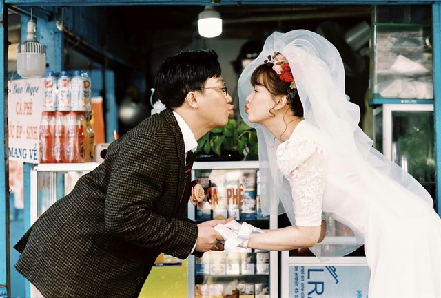Soi loạt địa điểm Đà Lạt trong bộ ảnh cưới của Trấn Thành - Hari Won: Toàn nơi quen thuộc mà lên ảnh quá ảo - Ảnh 3.