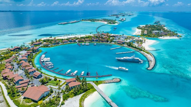 Chi gần 300 triệu đi nghỉ dưỡng ở Maldives, cặp đôi ngán ngẩm cảnh tượng không tưởng: Đây đúng là thảm họa khi đi du lịch!