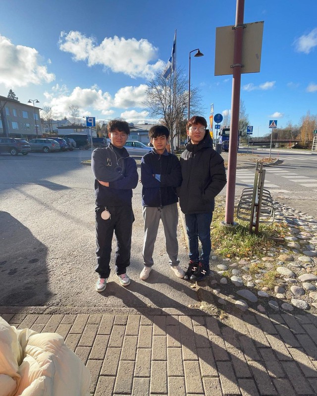 3 thanh niên Việt bỗng nổi tiếng sau 7749 kiếp nạn bán cafe muối ở Phần Lan: Thu nhập thì sao? - Ảnh 1.