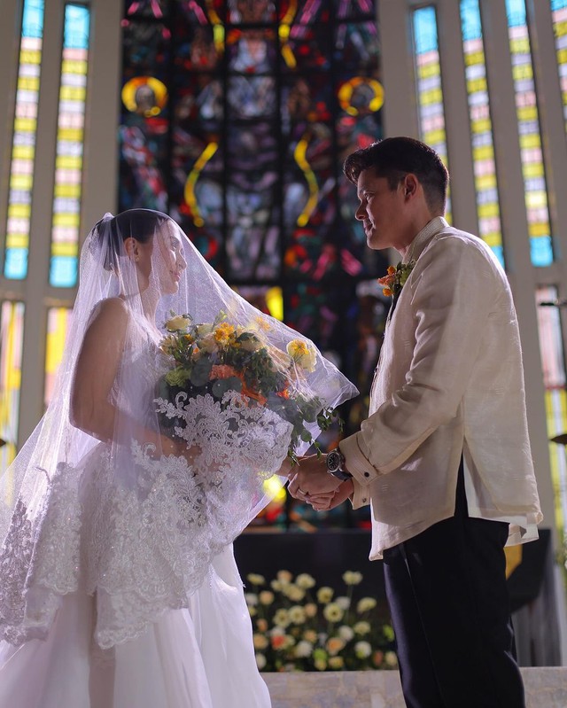 Mỹ nhân đẹp nhất Philippines Marian Rivera tổ chức hôn lễ lần 2 kỷ niệm 9 năm ngày cưới, nhan sắc tuổi U40 ra sao? - Ảnh 2.
