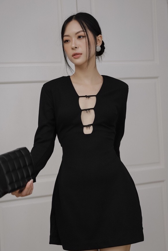 8 mẫu váy local brand xinh - sang - điệu cho chị em diện đi countdown 2024 - Ảnh 11.