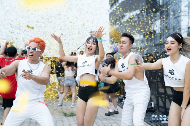 RAVO-X: Ravolution Music Festival tôn vinh Việt Nam trên bản đồ EDM thế giới theo cách thật đặc biệt! - Ảnh 11.