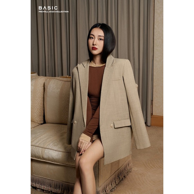 Style đời thường của Kim Yoo Jung: Sành điệu, sang xịn, xứng làm sách mẫu mặc đẹp cho các chị em - Ảnh 17.