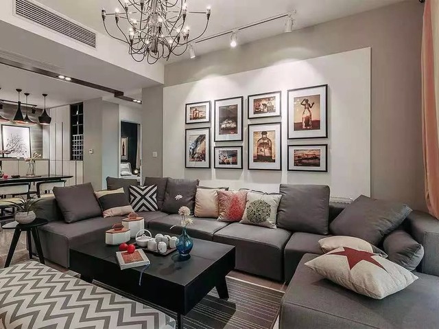 Chuy&ecirc;n gia phong thủy tiết lộ nh&agrave; gi&agrave;u thường k&ecirc; sofa theo 5 nguy&ecirc;n tắc, chẳng tr&aacute;ch &ldquo;lộc l&aacute;&rdquo; quanh năm - Ảnh 2.