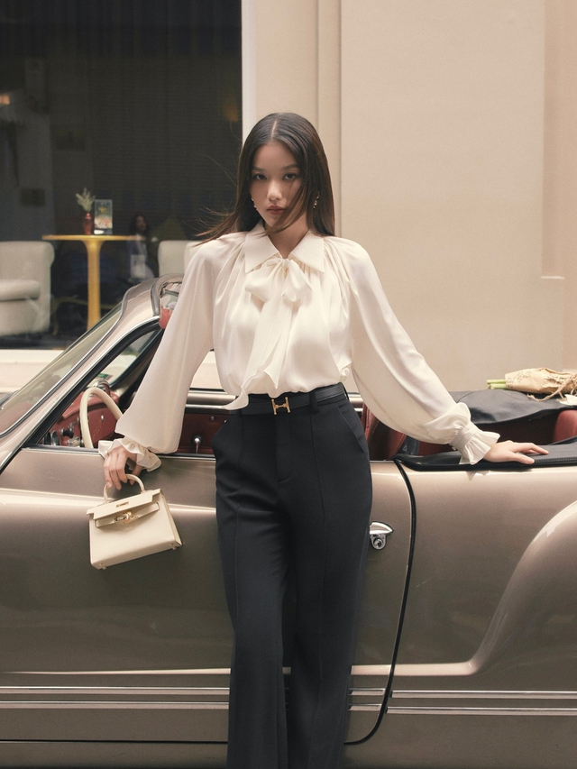 Kiểu &aacute;o ruột của ph&uacute; b&agrave; Đ&agrave;o Hỷ Nhi: Thanh lịch, nền n&atilde; lại sang nức nở, n&agrave;ng n&agrave;o cũng n&ecirc;n sắm về tủ đồ - Ảnh 5.