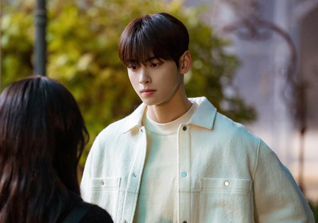 Netizen tranh c i v Song Kang v Cha Eun Woo Kh ng kh n ng