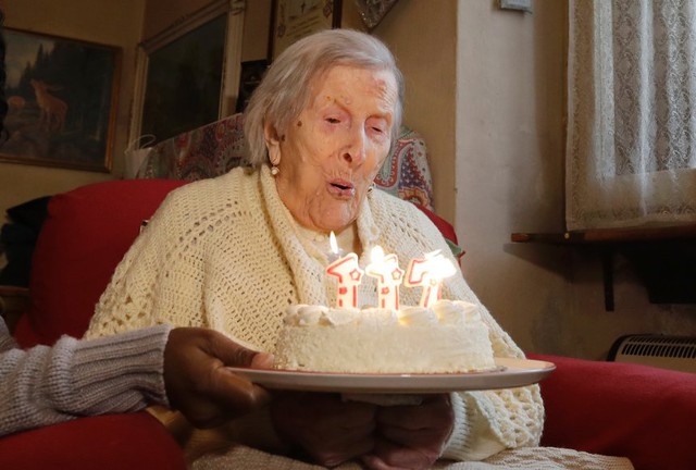 Bí quyết sống thọ của cụ bà 117 tuổi: Mỗi ngày sử dụng 1 loại thực phẩm giúp cải lão hoàn đồng, giàu omega-3 - Ảnh 1.