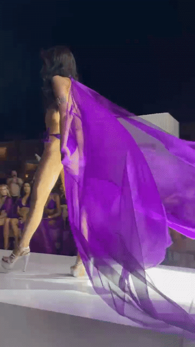 Ngọc Hằng bùng nổ trong phần thi áo tắm Miss Intercontinental 2023: Sắc vóc gợi cảm, dùng loạt chiêu catwalk gây ấn tượng - Ảnh 5.