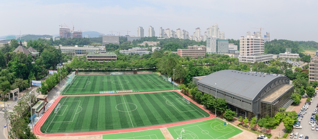 Ngôi trường thần tiên thuộc top 15 Hàn Quốc: Khuôn viên xinh như vườn thượng uyển, quá nhiều thứ để mê! - Ảnh 7.