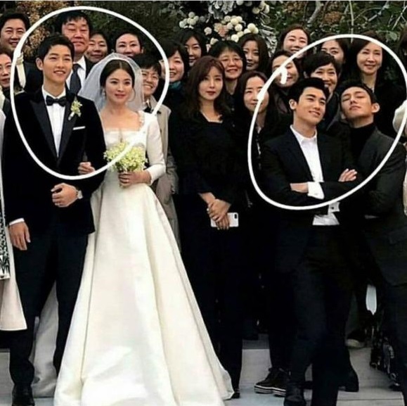 Không phải Lee Min Ho đây mới là chàng trai được người hâm mộ Song Hye Kyo gọi tên khi liên tục có khoảnh khắc đắt giá bên đàn chị - Ảnh 6.