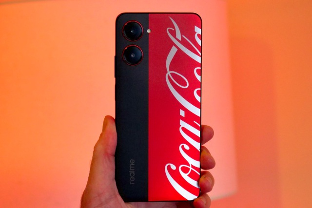 Điện thoại thông minh Coca-Cola là có thật? - Ảnh 1.