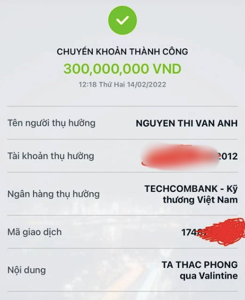 Những món quà Valentine của chồng nhà người ta: Có anh tặng xe sang hơn 3 tỷ, có anh chuyển khoản 300 triệu liền tay - Ảnh 3.